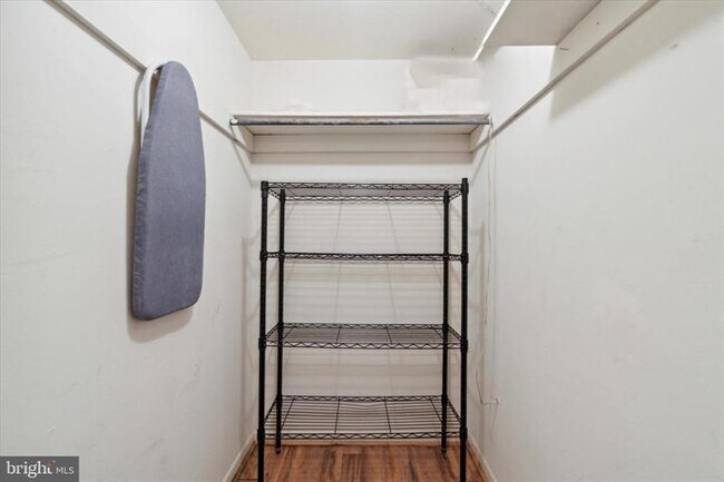 Building Photo - 100 Campbell Cir