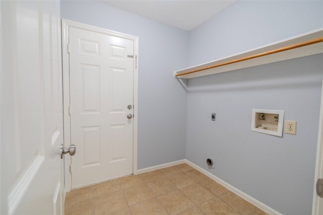 Building Photo - 13710 Sablegarden Ln