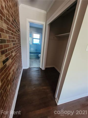 Building Photo - 400 E Talleyrand Ave