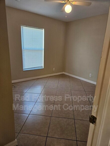 Building Photo - 2604 45th St SW