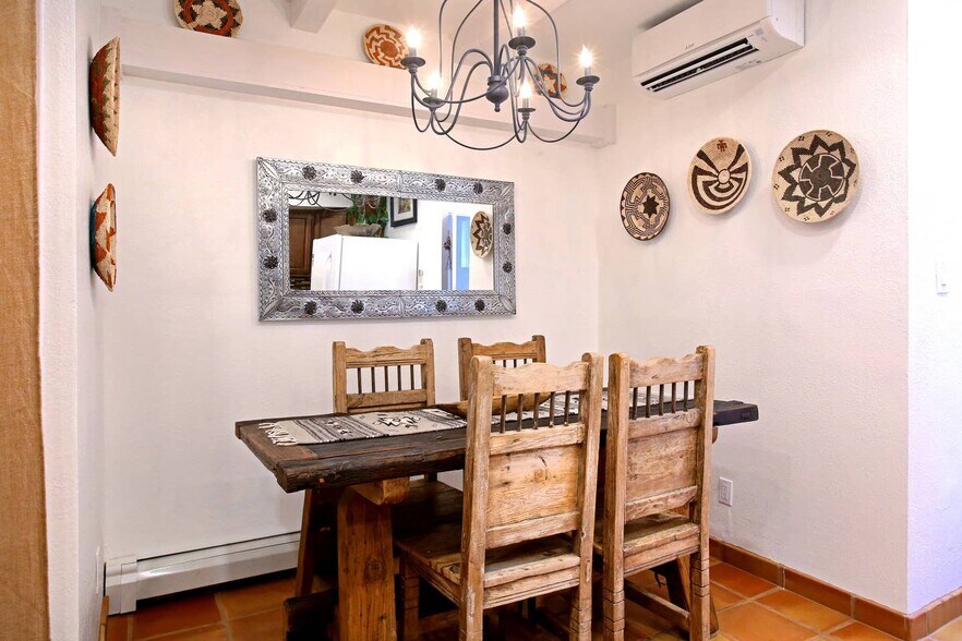 Building Photo - 1572 Avenida de Las Americas