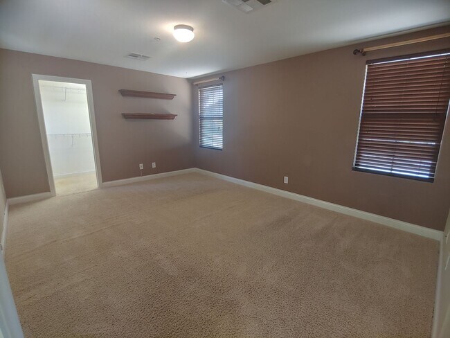 Building Photo - COMING SOON! Charming 3 bedroom with a loft!