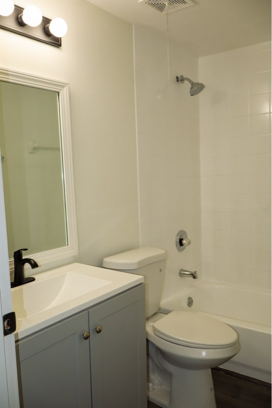 Building Photo - 711 SW 148th Ave