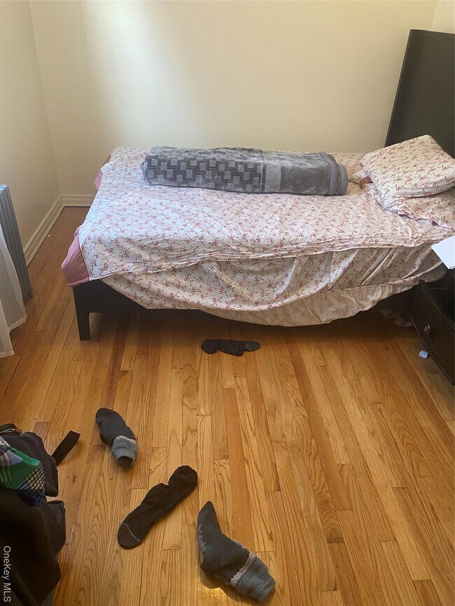 Building Photo - 84-19 150th St