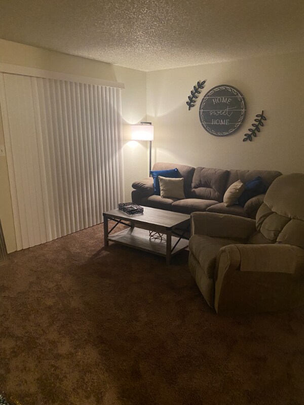 2401 Christmas Tree Ln 2401 Christmas Tree Ln Bakersfield CA 93306