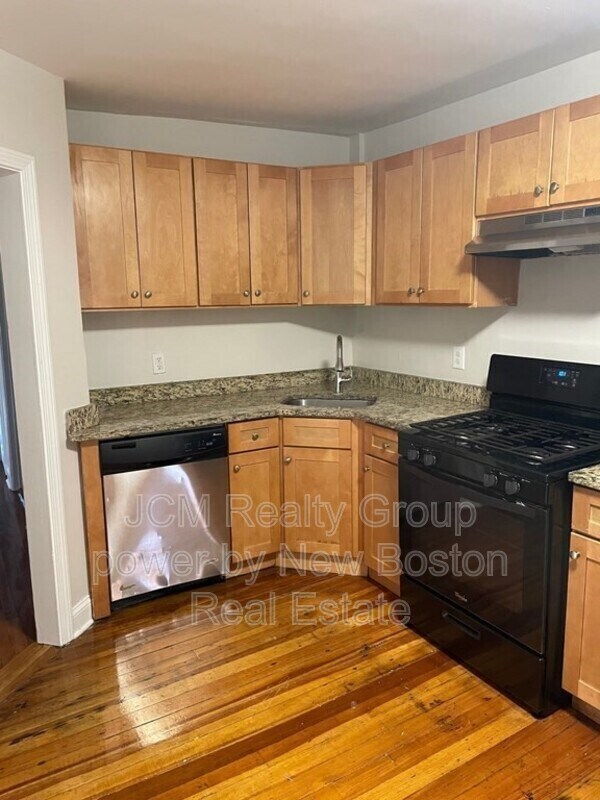 Building Photo - 184 Walnut Ave