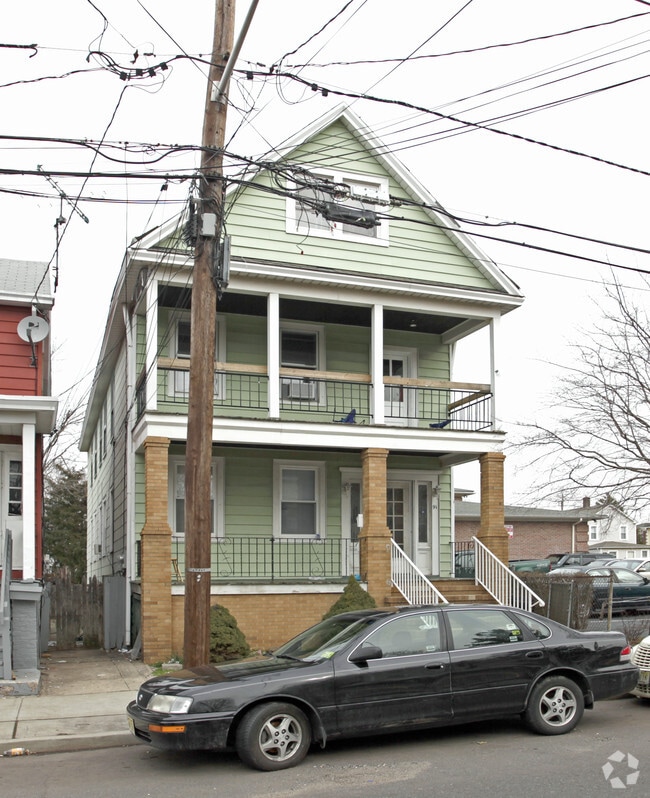 Building Photo - 91 Guilden St