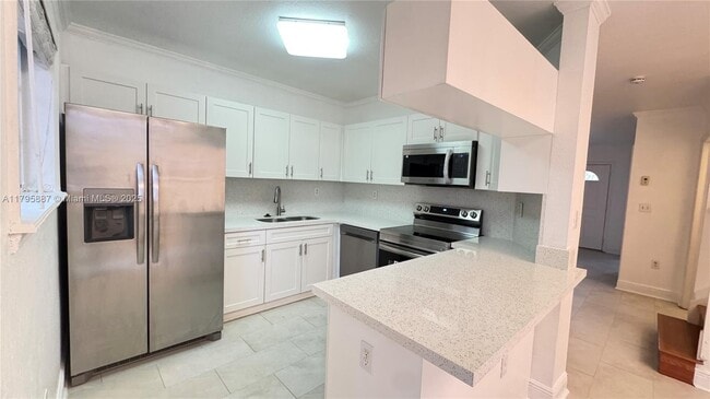 Building Photo - 7752 SW 95th St