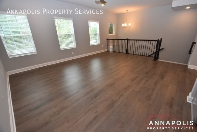 Building Photo - 2625 Smooth Alder St