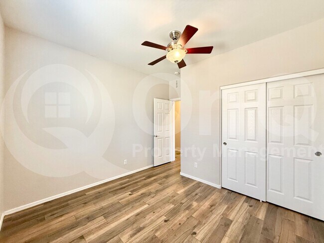 Building Photo - 3690 E Janelle Ct