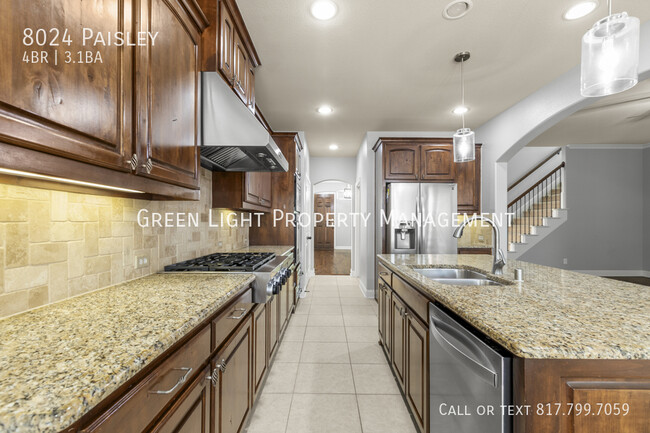 Building Photo - 8024 Paisley-