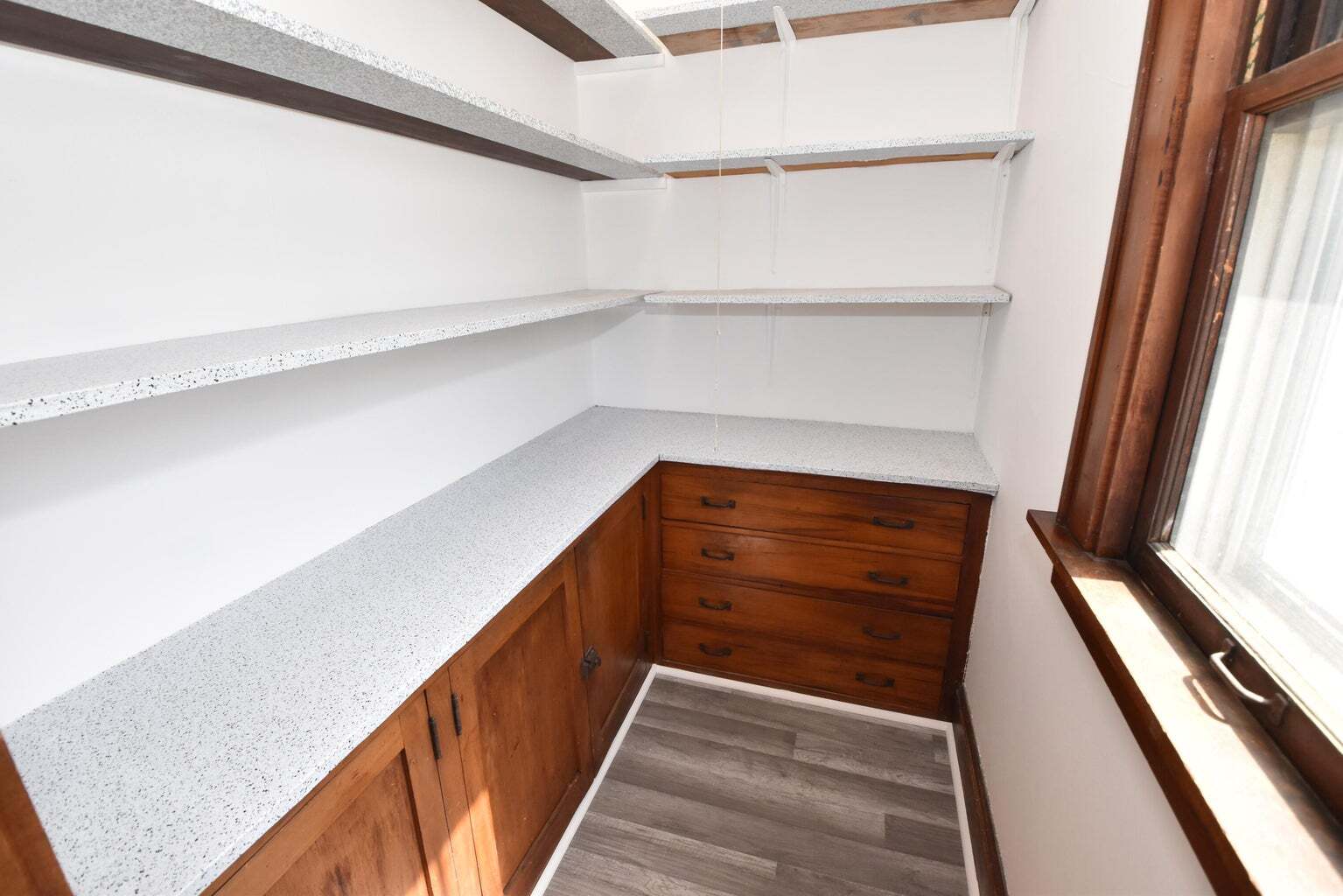 Building Photo - 5831 W Rogers St