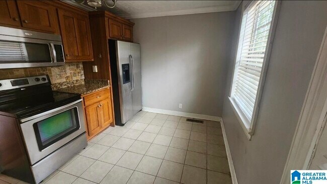 Building Photo - 361 Roebuck Dr