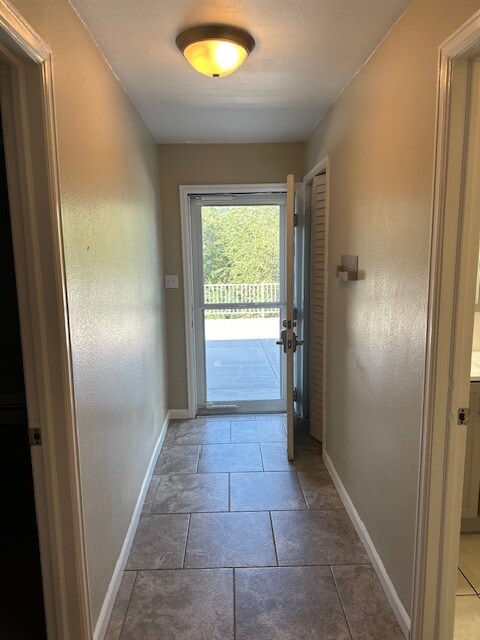 Building Photo - 1155 Stanton St