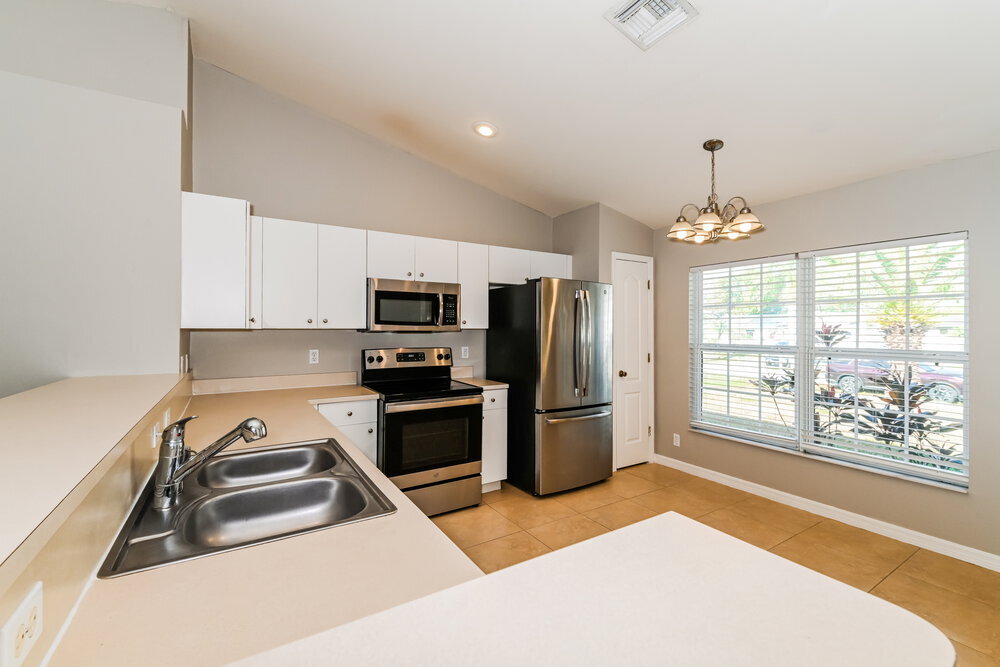 Building Photo - 1144 SW 6th Terrace