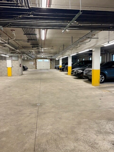 Building Photo - 261 Washington Blvd