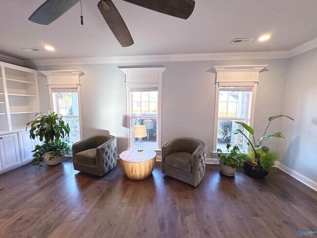 Building Photo - 4260 Sullivan St