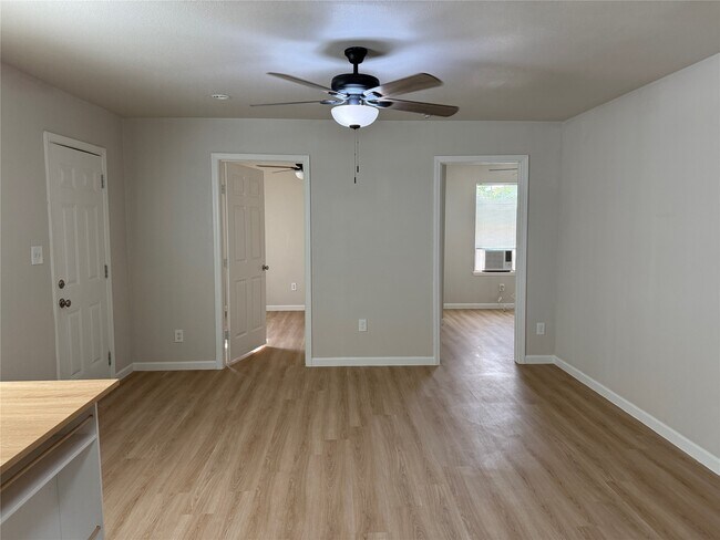 Building Photo - 7427 Avenue I