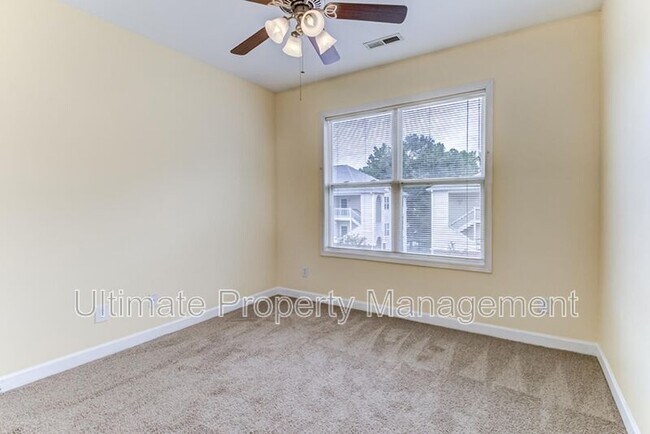 Building Photo - 706 Indica Ct