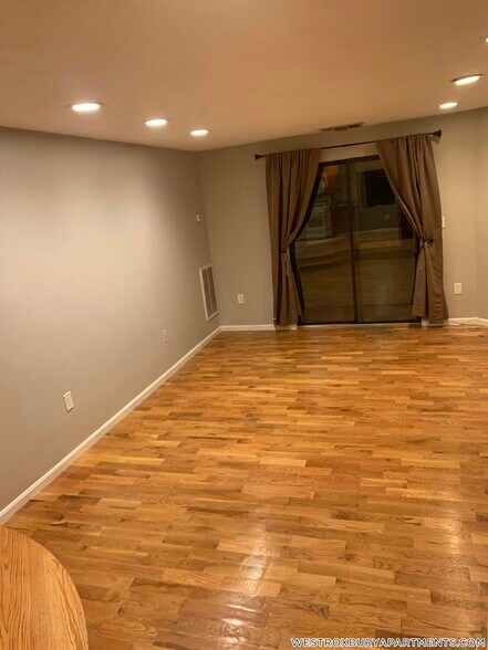 Building Photo - 1212 VFW Parkway