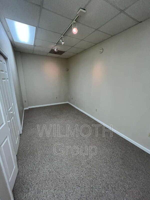 Building Photo - 105 N Main St