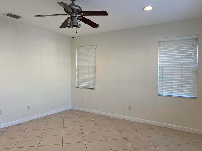 Building Photo - 650 Pacific Grove Dr