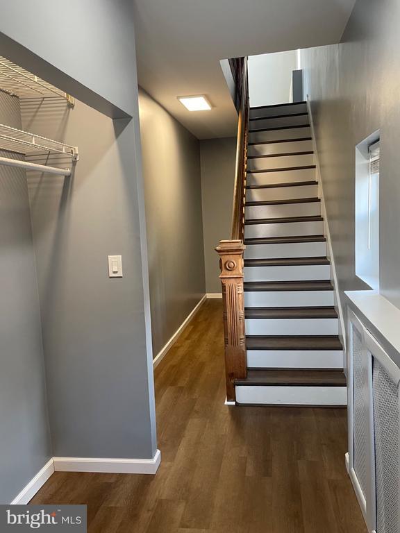 Building Photo - 326 Walnut St