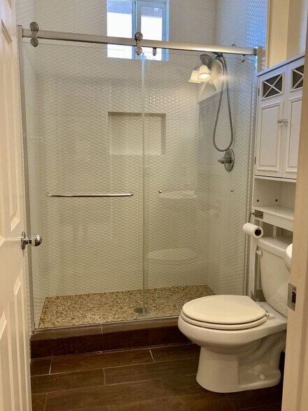 Building Photo - 43426 Lago Brezza Dr