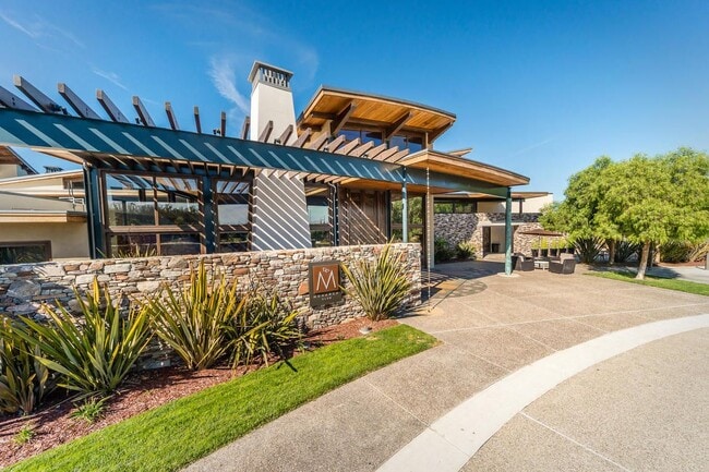 Building Photo - 1148 Vaquero Way