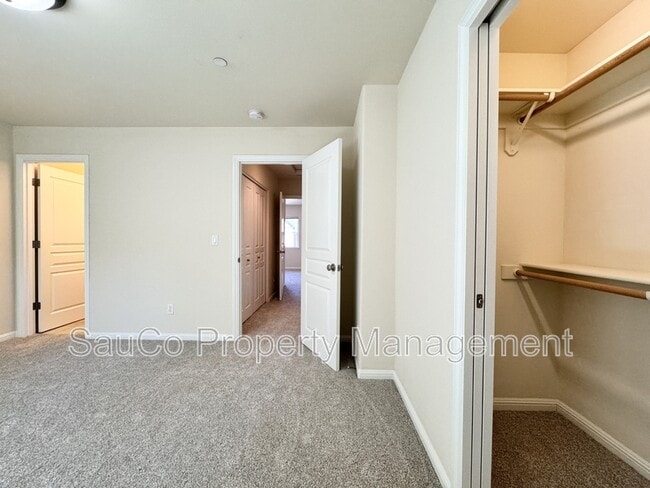 Building Photo - 2858 SW Tranquility Terrace