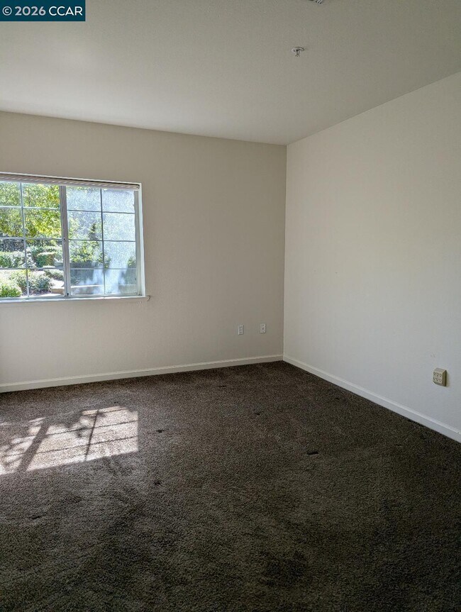 Building Photo - 111 Stone Pine Ln