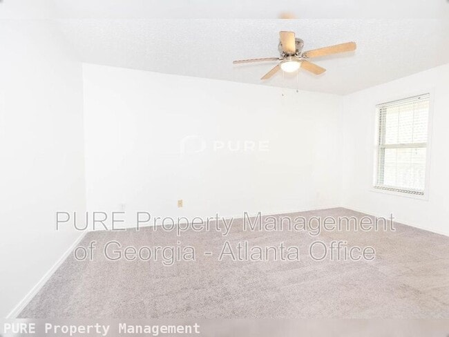 Building Photo - 2408 Country Park Dr