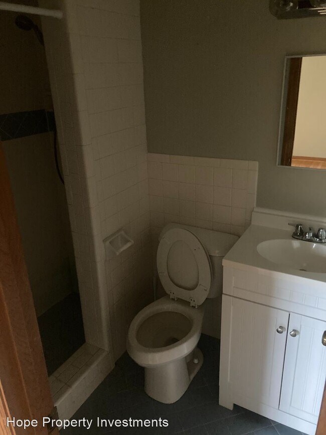 Building Photo - 3 br, 2 bath House - 7745 Forrest Rd