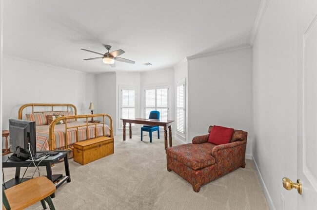 Building Photo - 2222 Nantucket Dr