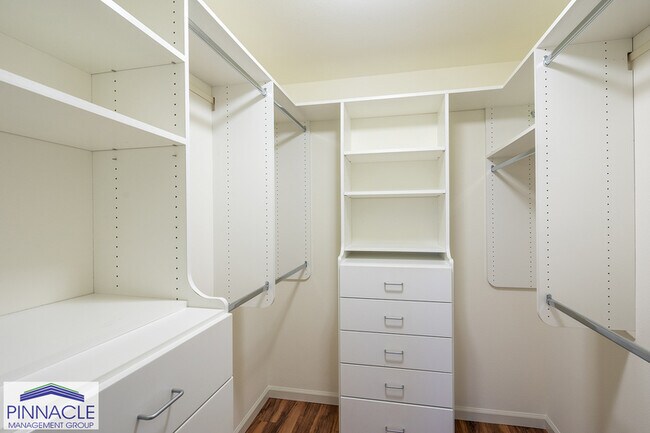 Building Photo - 91-1038 Waiilikahi St