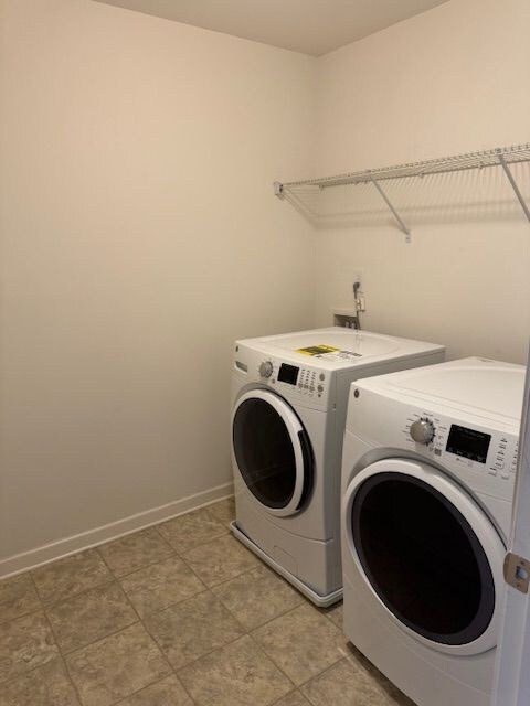 Building Photo - Beautiful Nearly New Townhome at Renaissance at South Park