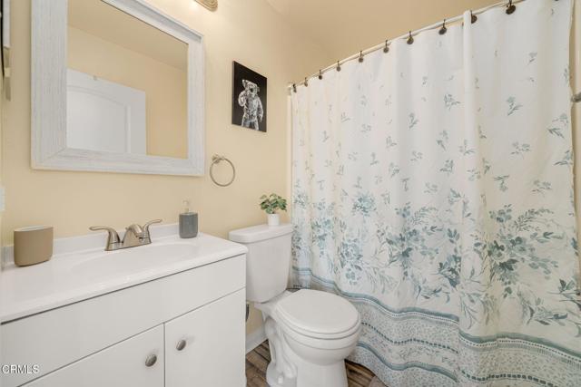 Building Photo - 13240 Ratner St