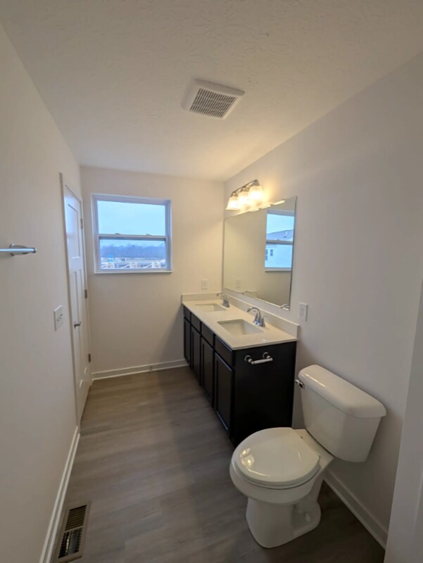Building Photo - 111 Sitka Willow Dr
