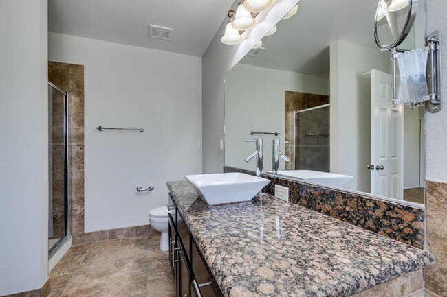Building Photo - Amazing 3-bdrm home in Green Valley!