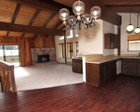 Building Photo - 4 Bedroom with a Garage!