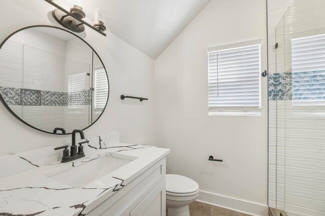 Building Photo - 4056 Biltmore Ave