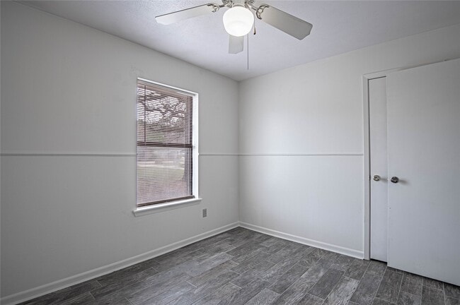Building Photo - 4 Barre Ln