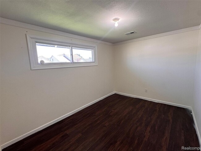 Building Photo - 17611 Clarann St