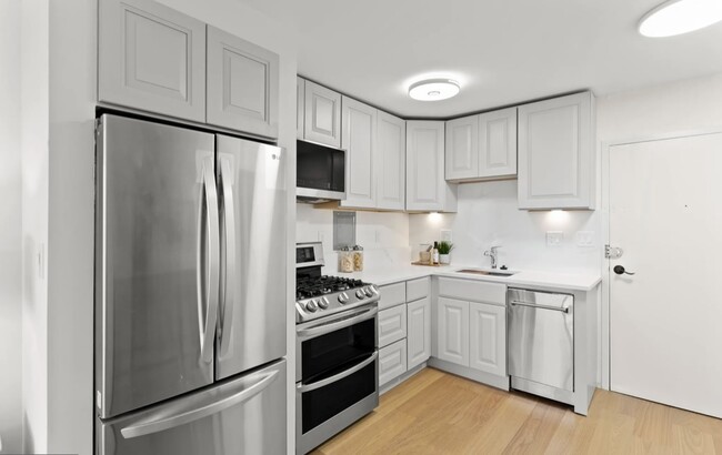 Building Photo - 2030 F St NW