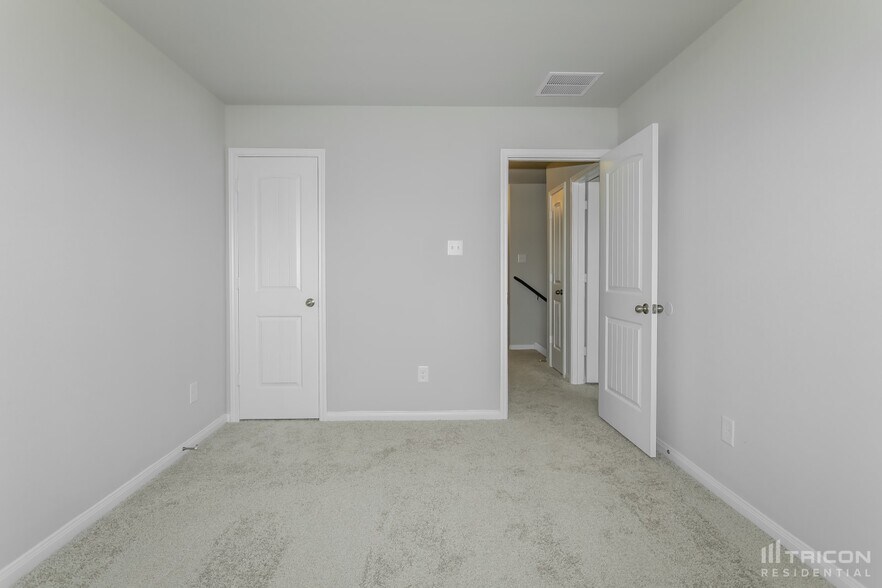 Building Photo - 3465 Wooded Ln
