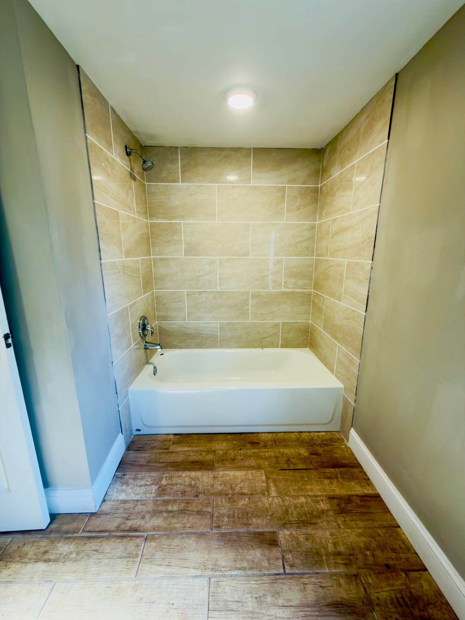 Building Photo - 54 Mountain Crst MHP Dr