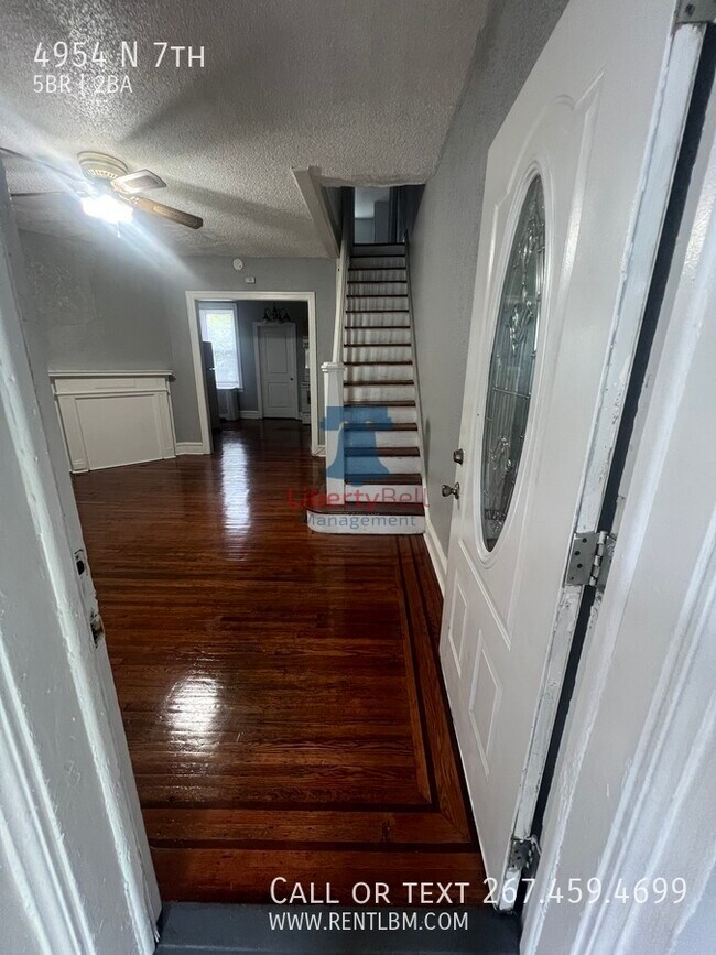 Building Photo - 4954 N 7th-