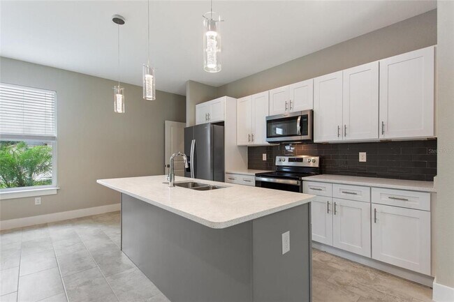 Building Photo - 3327 Trapper Ln