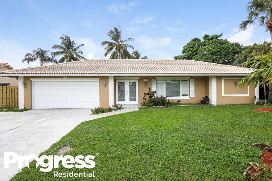 Primary Photo - 12695 Westport Cir