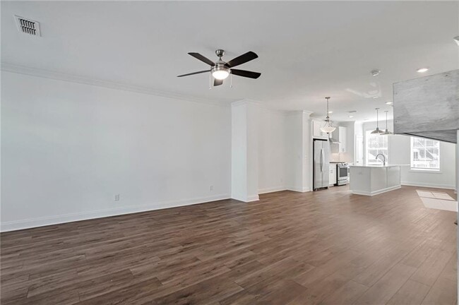 Building Photo - 1115 Larkin Dr